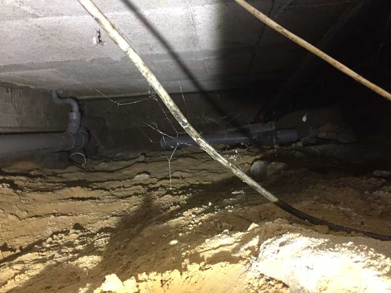 Kruipruimte ventilatie vanwege stank Kruipruimte ventilatie vanwege stank